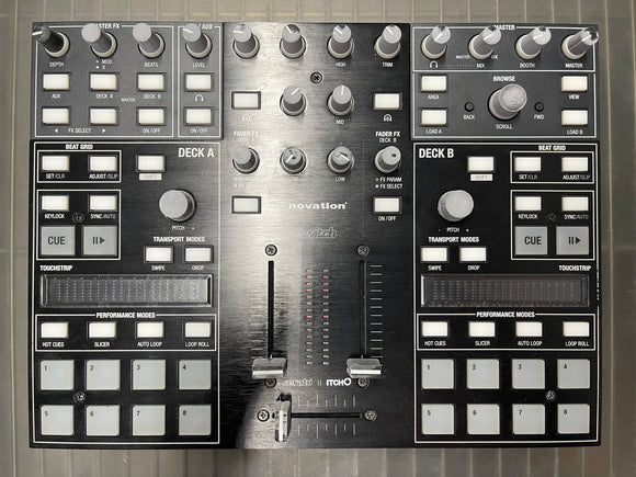 Novation - Twitch DJ & Audio Interface (USED)